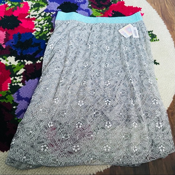 NWT Lularoe Gray Lace Elastic Waist Midi Skirt